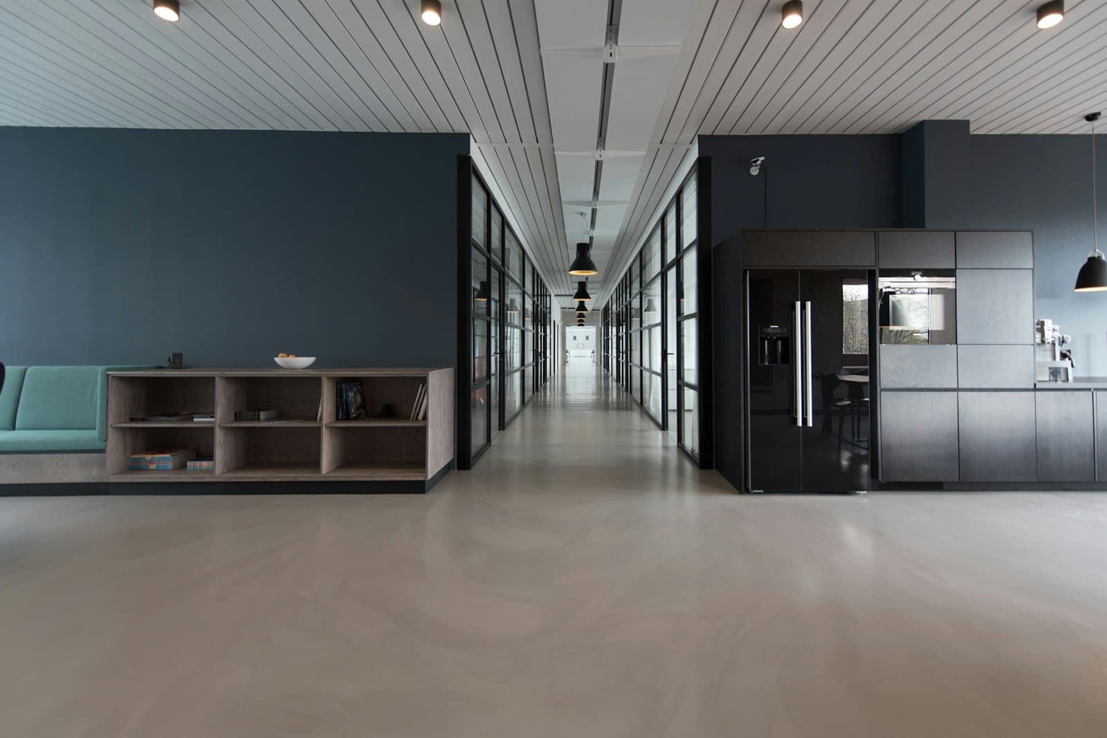 High-pressure laminate